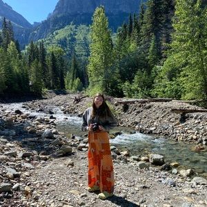 Meet your Posher, Julia